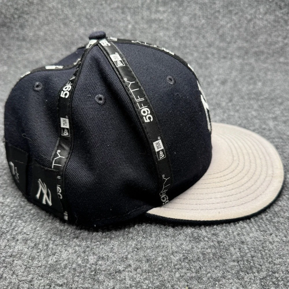 New York Yankees New Era 59FIFTY Fitted Hat Mens 7 1/4‎ Navy Blue Gray Flat Brim